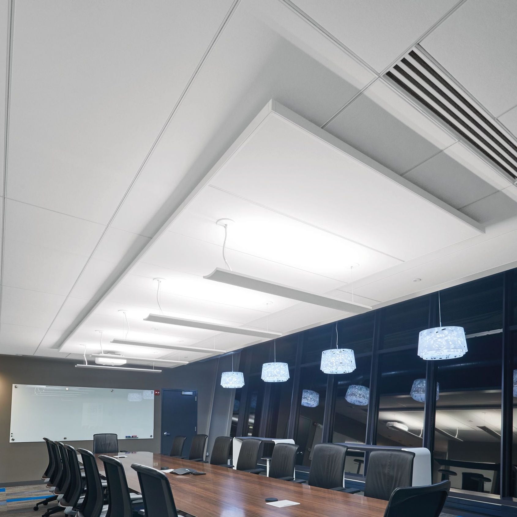 Axiom® Straight Perimeter Trim – Kanopi by Armstrong